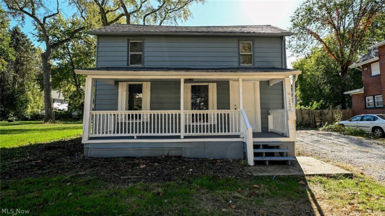 260 York Street, Akron, OH, 44310