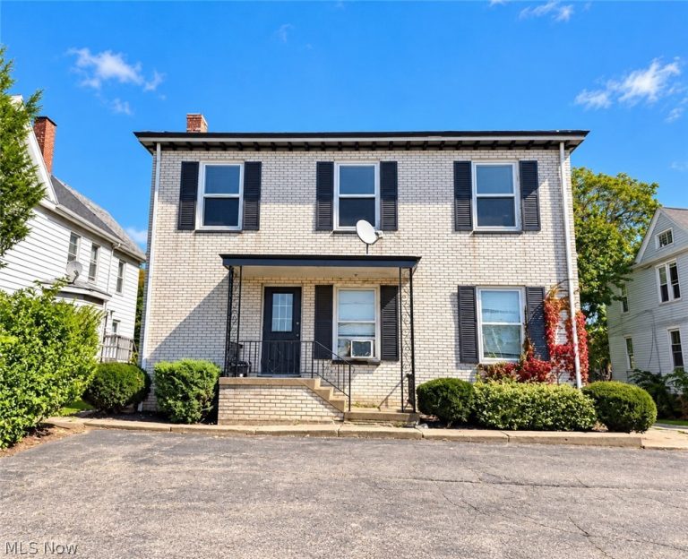 1612 Cleveland Avenue, Canton, OH - Photo 2