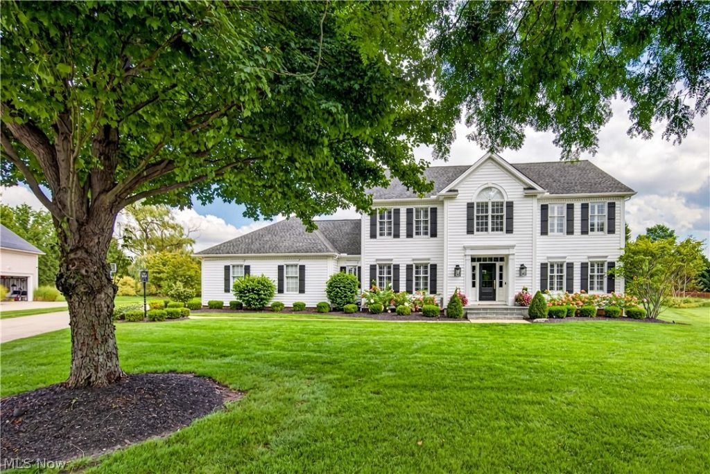 7752 Oxgate Court, Hudson, OH