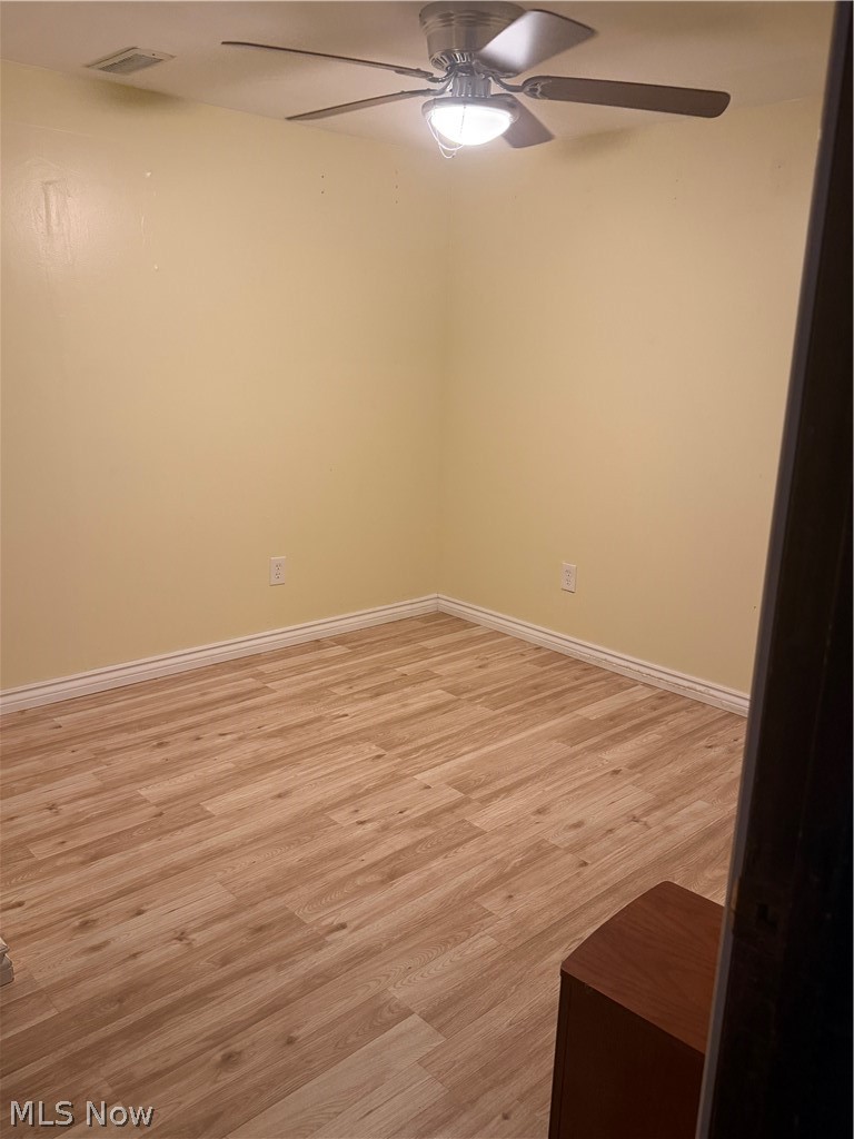 1572 Josephine Avenue, Lakemore, OH - Photo 3