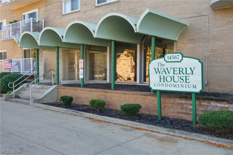 14567 Madison Avenue #303, Lakewood, OH - Photo 4