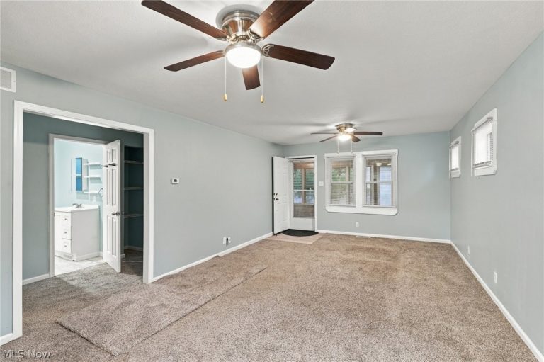 1300 Nestor Avenue, Akron, OH - Photo 6