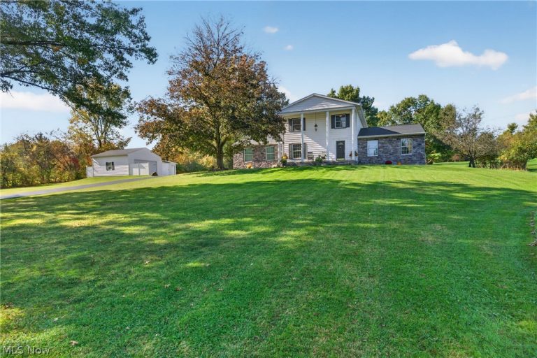 2180 Revere Road, Akron, OH - Photo 3