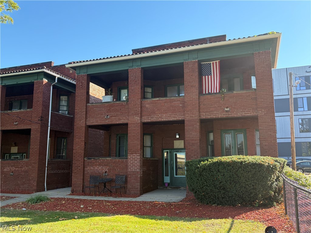 2215 14 Street #2, Cleveland, OH