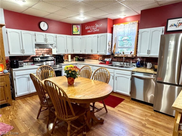 436 8th Street, Coshocton, OH - Photo 8