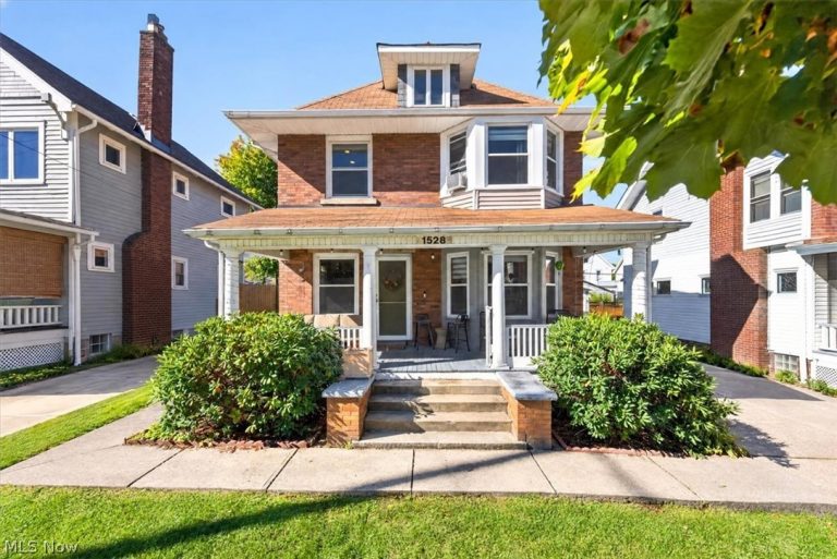 1528 Lauderdale Avenue, Lakewood, OH, 44107