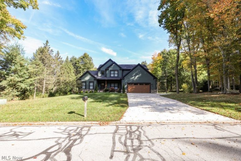 1105 Woodbend Road, Ravenna, OH - Photo 2