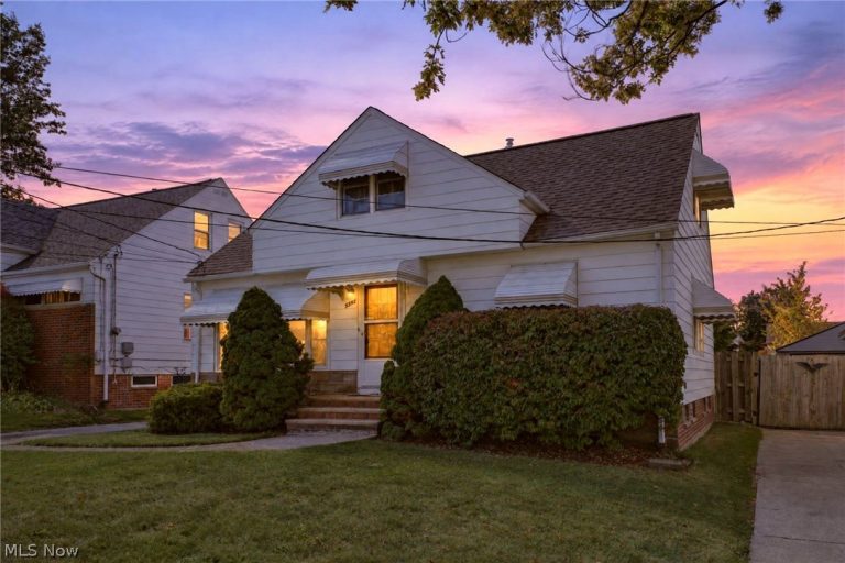 5392 132nd Street, Garfield Heights, OH - Photo 2