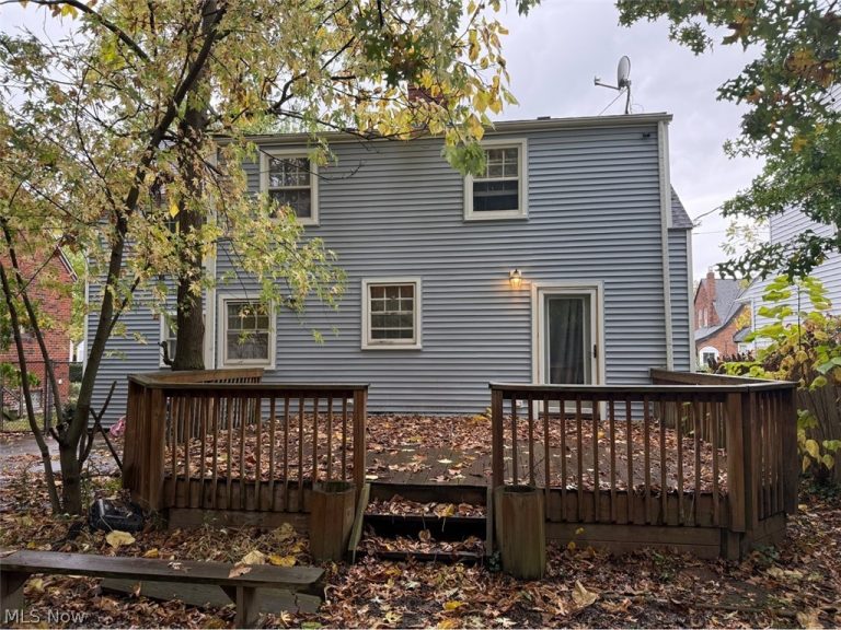 879 Medford Road, Cleveland Heights, OH - Photo 3