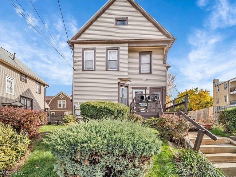 512 Shorb Avenue, Canton, OH, 44703