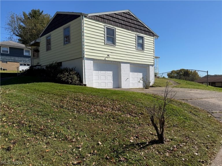 1903 Highland Place, Parkersburg, WV - Photo 3