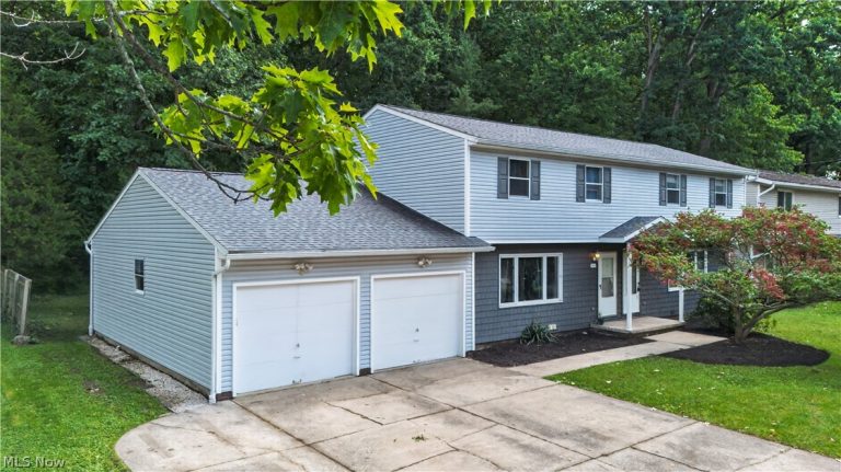 3367-3371 Hiwood Avenue, Stow, OH - Photo 3
