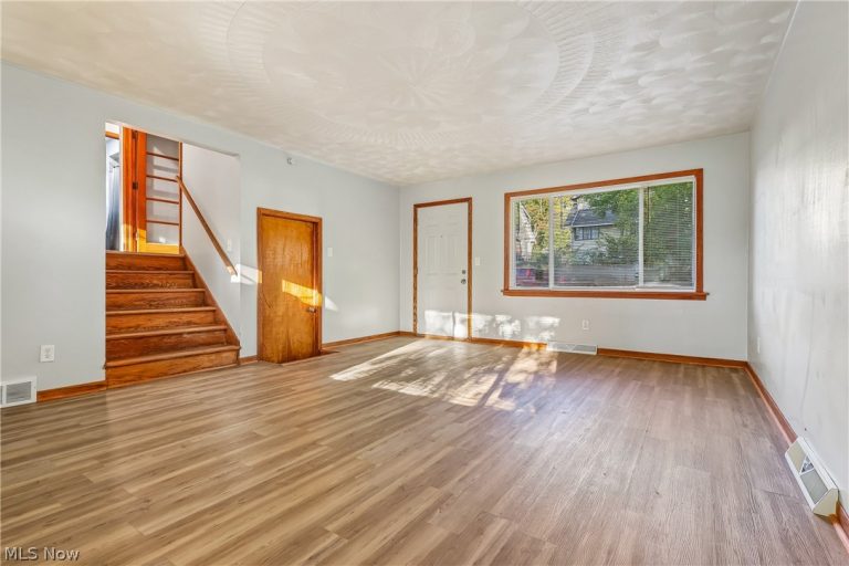 1302 East Avenue, Akron, OH - Photo 8