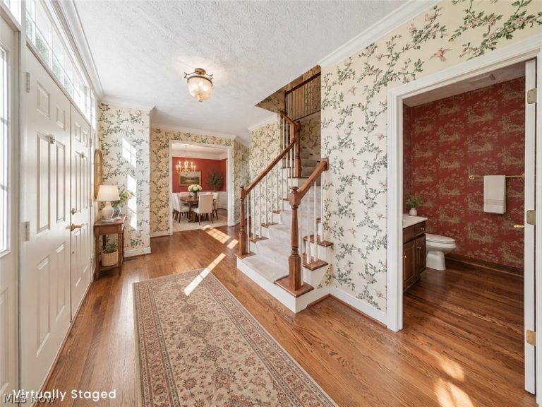 107 Blackberry Drive, Hudson, OH - Photo 5
