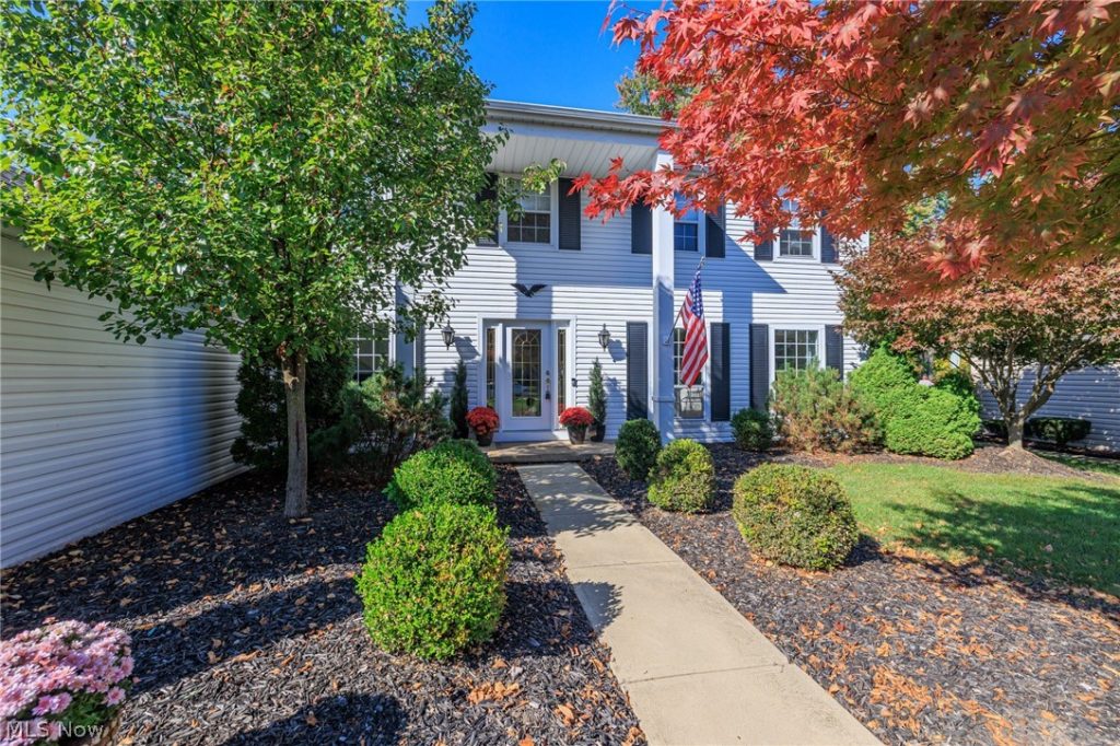 18204 Winchester Court, Strongsville, OH