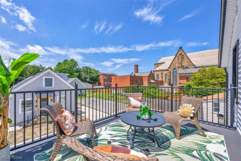 1944 54th Street, Cleveland, OH - Photo 2