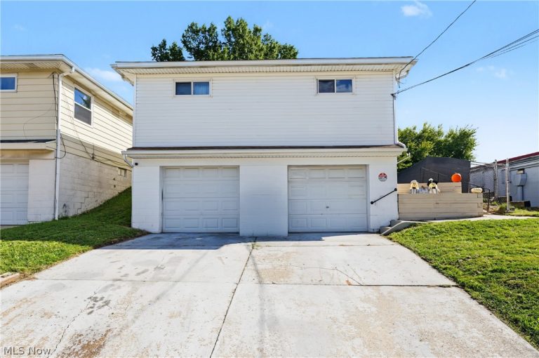 637-639 Fulmer Avenue, Akron, OH, 44312