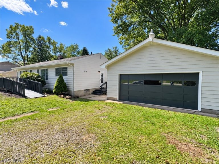 770 Danner Road, Tallmadge, OH - Photo 3