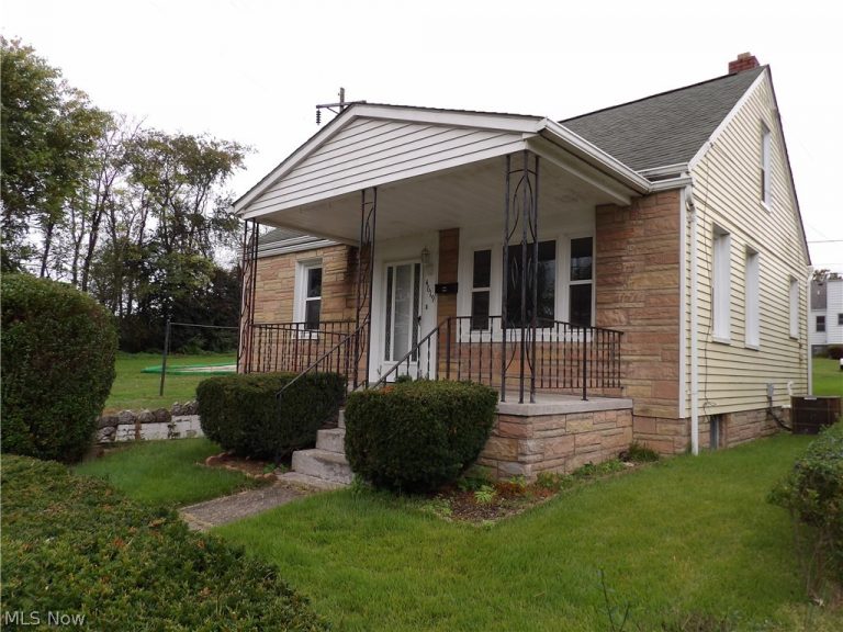 4619 Highland Avenue, Shadyside, OH - Photo 2
