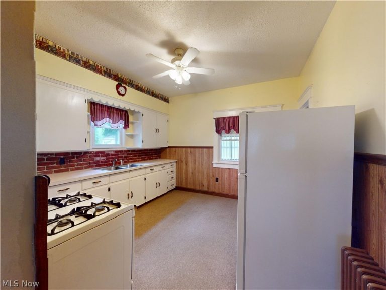 320 Ontario Street, Akron, OH - Photo 5