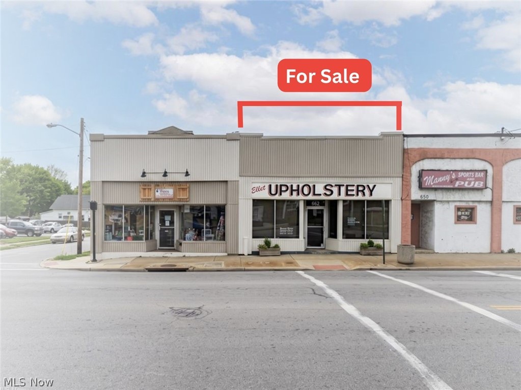 652 Canton Road, Akron, OH