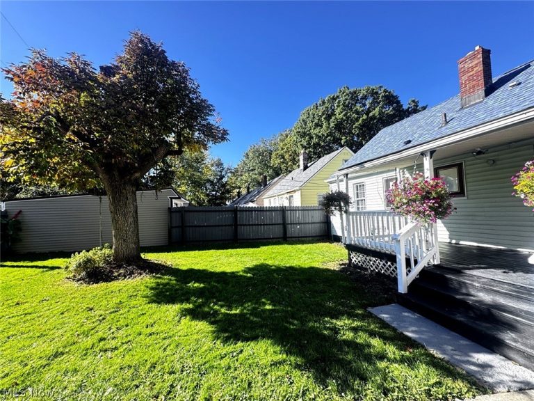 11801 Kensington Avenue, Cleveland, OH - Photo 3