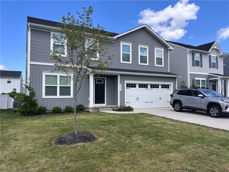3293 Stafford Drive, Akron, OH, 44312