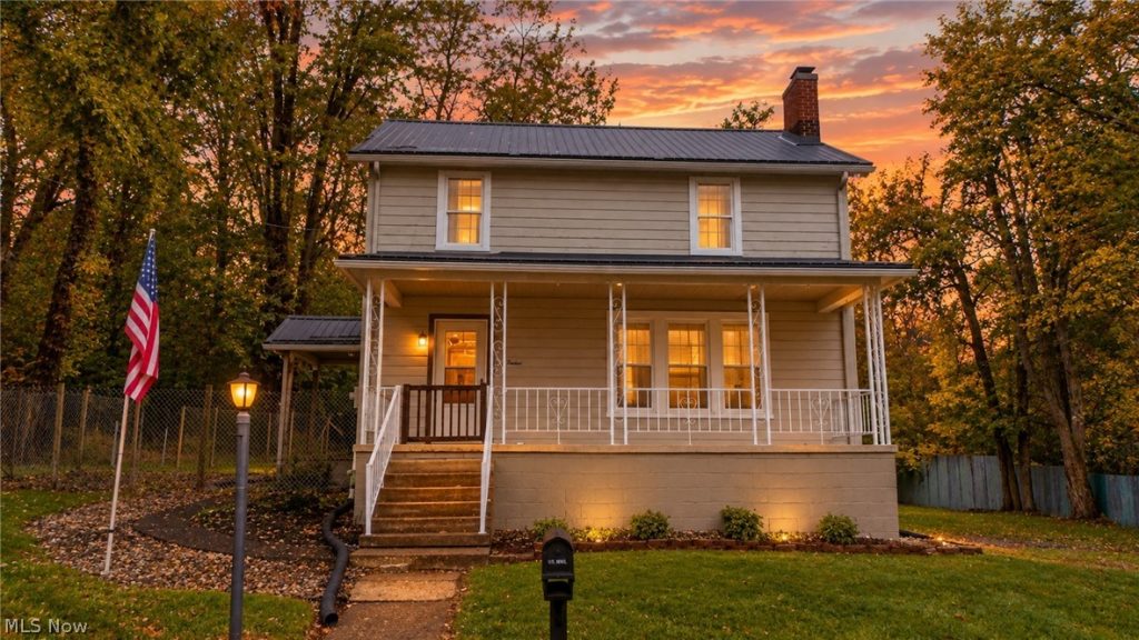 112 Spring Street, St Clairsville, OH
