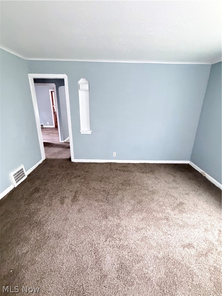 11108 Plymouth Avenue, Garfield Heights, OH - Photo 4