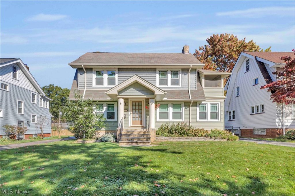17412 Bradgate Avenue, Cleveland, OH