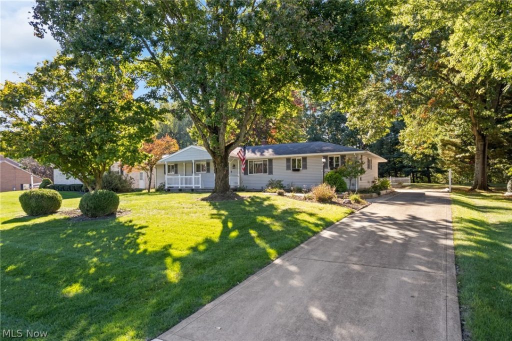 3681 Mariwood Avenue, Massillon, OH