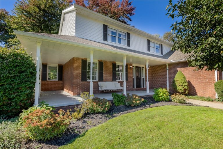 6425 Harborview Avenue, Canton, OH - Photo 2