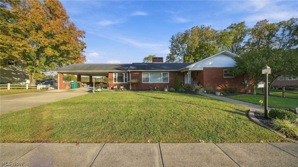 3304 Cadillac Drive, Parkersburg, WV