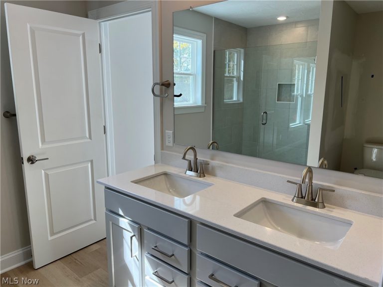 34 Paige Lane, Hudson, OH - Photo 8