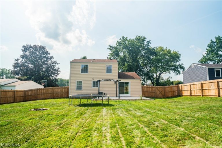 1714 Warrington Road, Massillon, OH - Photo 5