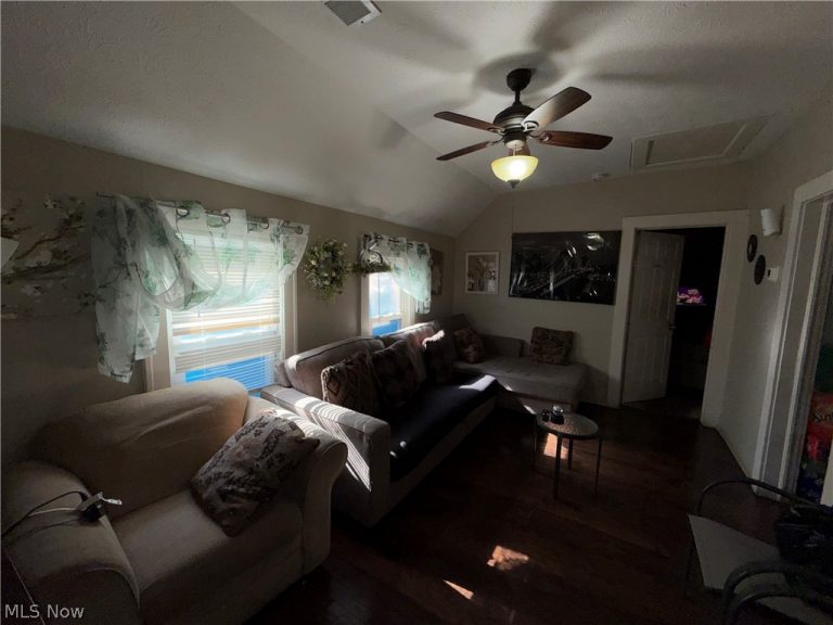 3421 65th Street, Cleveland, OH - Photo 2