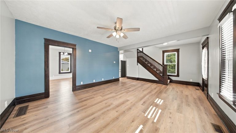 2319 Liberty Street, Parkersburg, WV - Photo 4