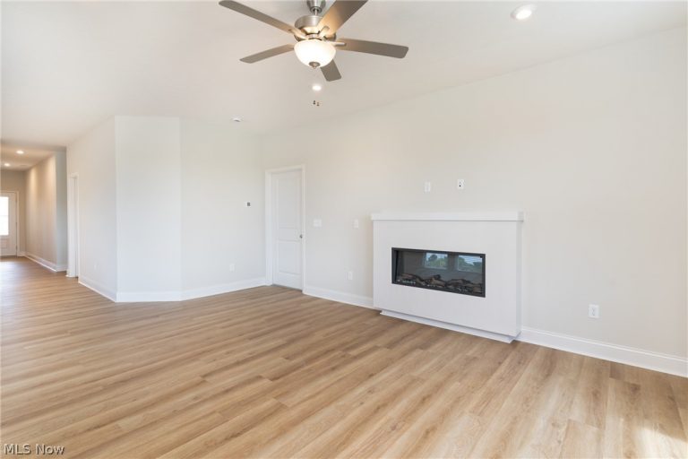 29117 Lancaster Lane, North Olmsted, OH - Photo 3