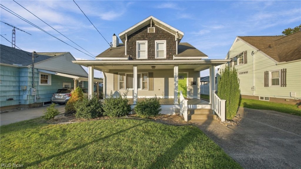 1107 Lakeview Drive, Parkersburg, WV