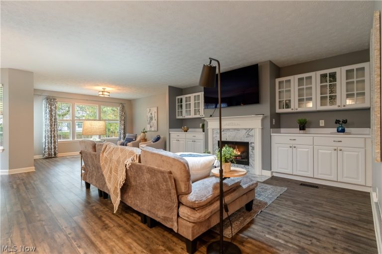 1855 Hamden Lane, Stow, OH - Photo 4