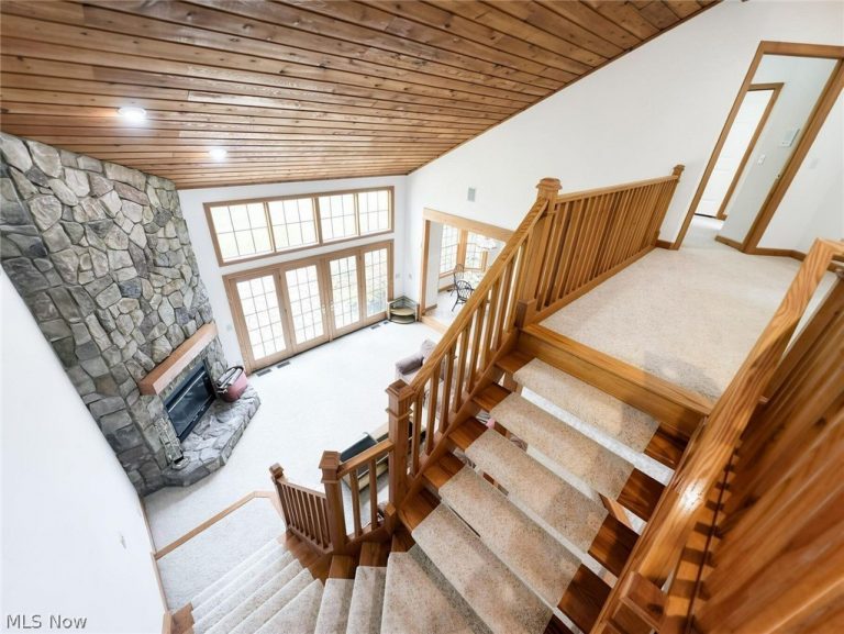 11440 Glenmora Drive, Chardon, OH - Photo 8