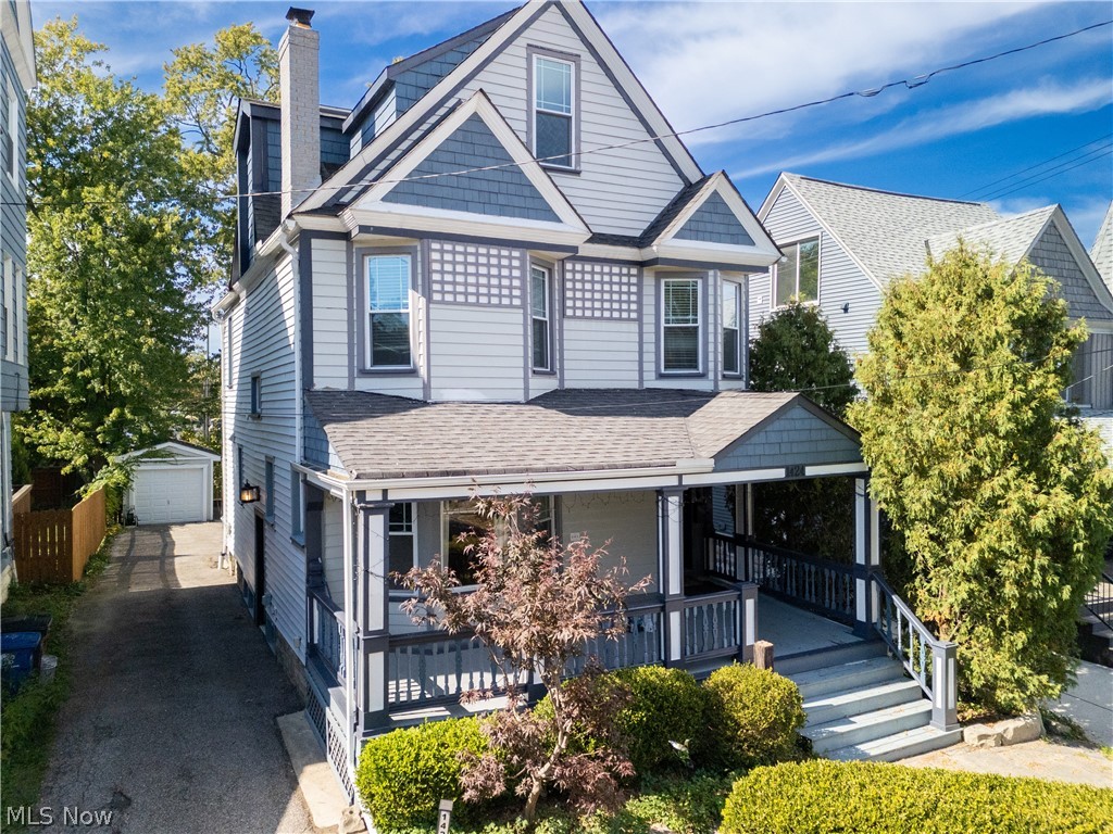 1424 Elmwood Avenue, Lakewood, OH