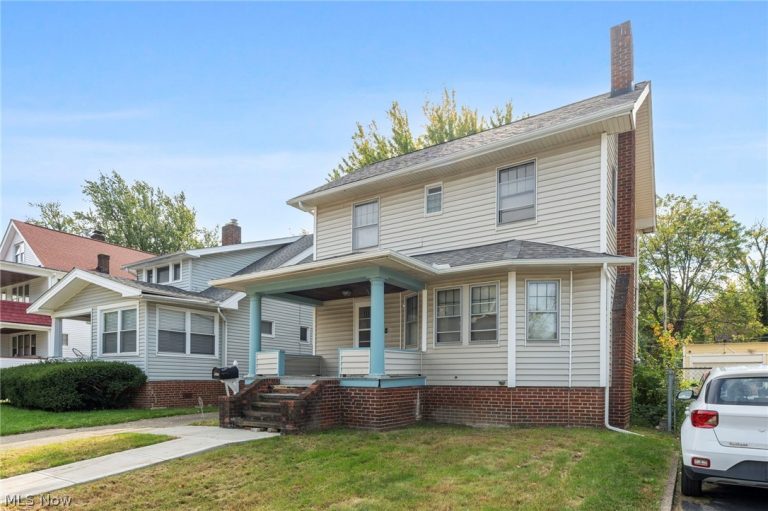 1734 Burgess Road, Cleveland, OH - Photo 2