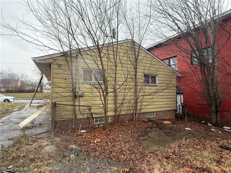 3253 143rd Street, Cleveland, OH - Photo 4