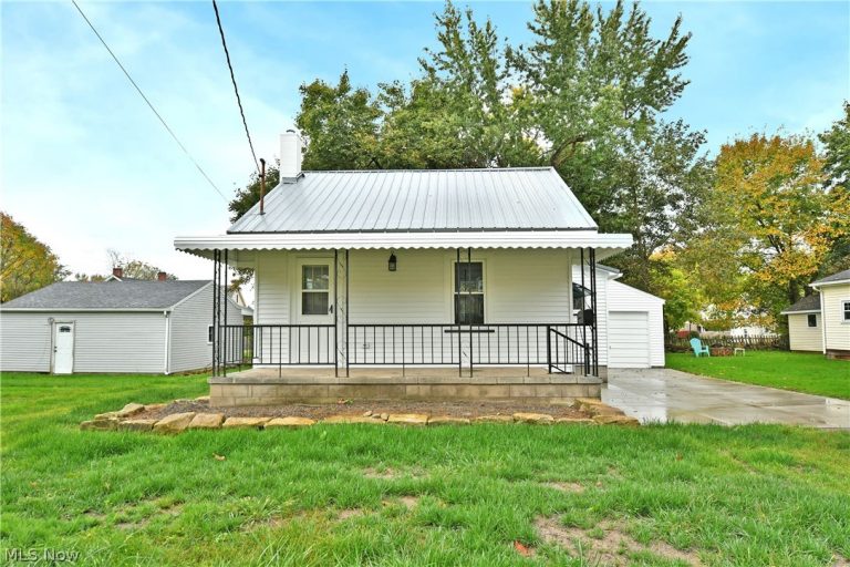 5 Delaware Avenue, Poland, OH - Photo 3