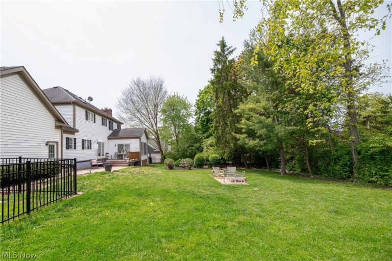 23 Brandywine Drive, Hudson, OH - Photo 4