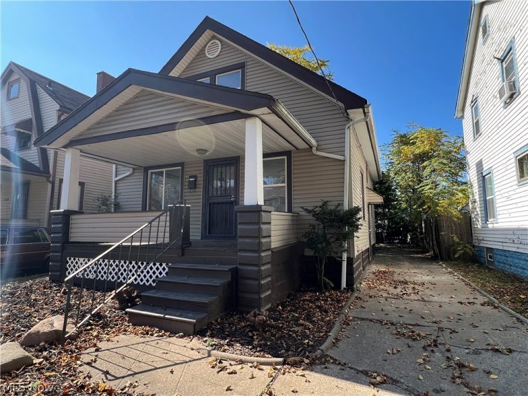 3684 105th Street, Cleveland, OH - Photo 2