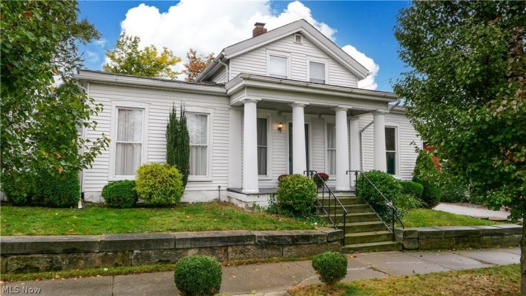 131 Walnut Street, Ravenna, OH, 44266