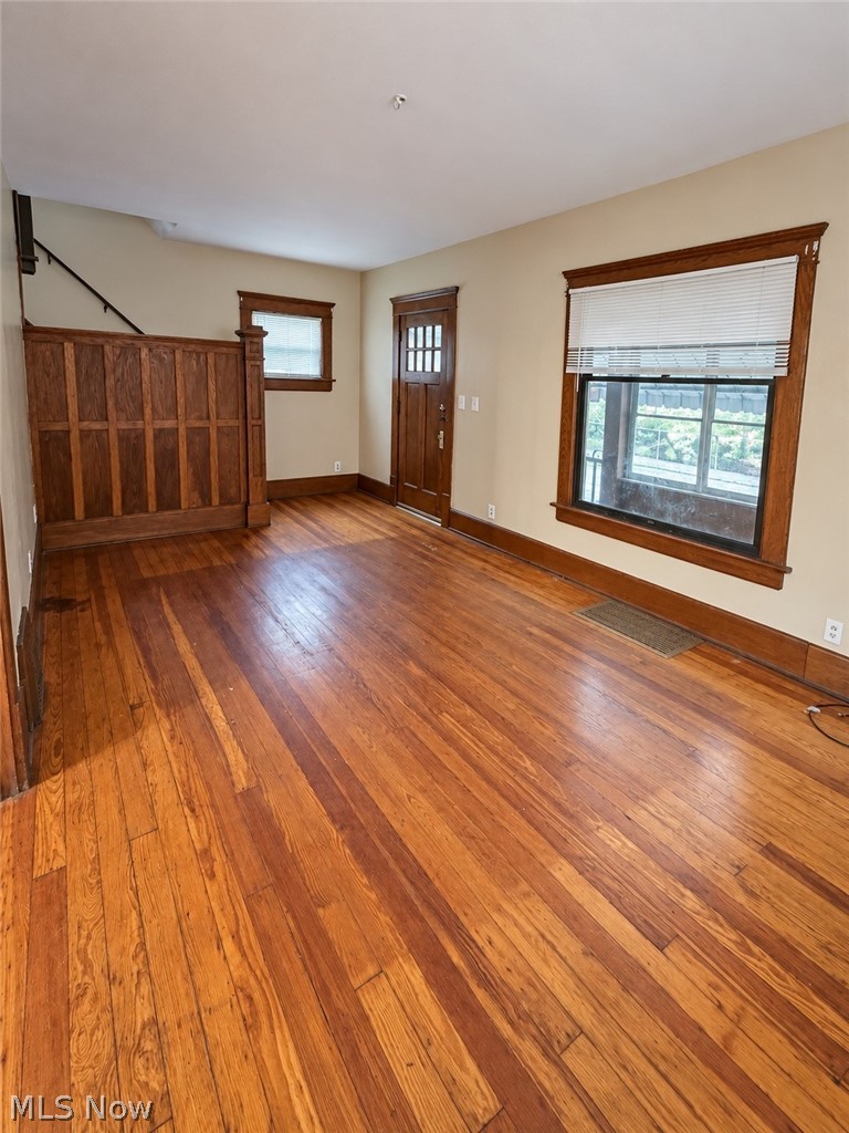 728 Dayton Street, Akron, OH - Photo 4
