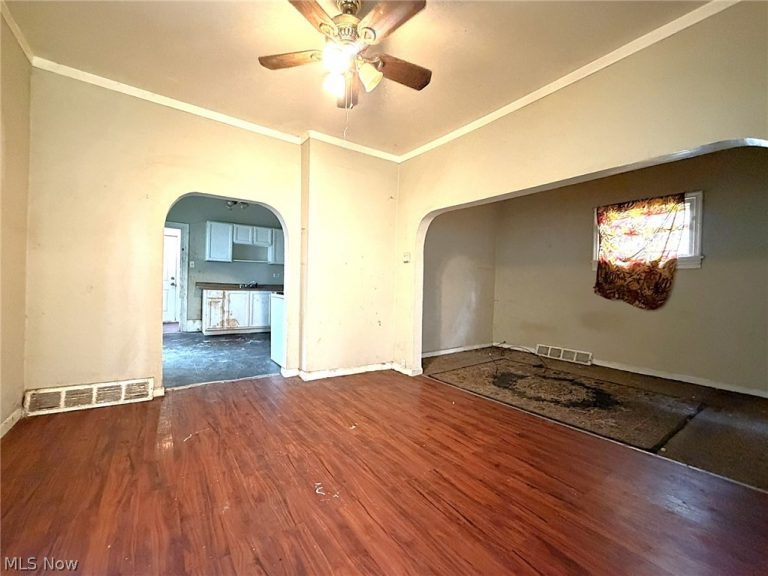 7107 Lawn Avenue, Cleveland, OH - Photo 3